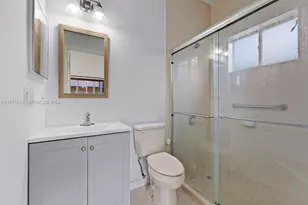 704 SE 14th Pl, Homestead, FL 33033 - Photo 28