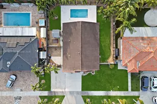 704 SE 14th Pl, Homestead, FL 33033 - Photo 6