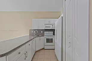 704 SE 14th Pl, Homestead, FL 33033 - Photo 22