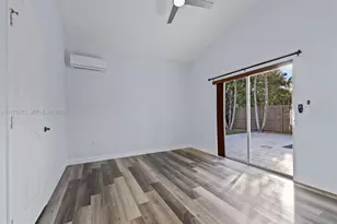 704 SE 14th Pl, Homestead, FL 33033 - Photo 24