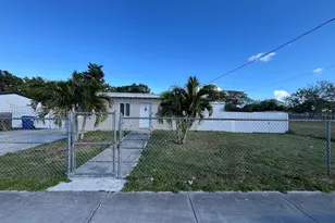 26721 SW 138th Ct, Homestead, FL 33032 - Photo 1