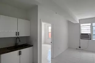 1456 Washington Ave, Miami Beach, FL 33139 - Photo 1
