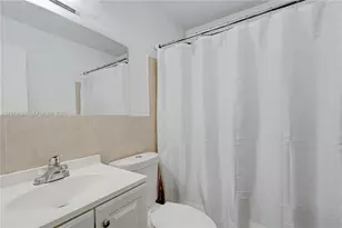 502-504 Phippen Waiters, Dania Beach, FL 33004 - Photo 14