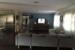 8401 SW 107th Ave, Miami, FL 33173 - Photo 4