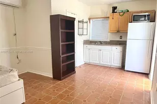 1601 NE 175th St, North Miami Beach, FL 33162 - Photo 1