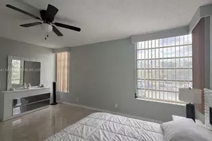950 NE 199th St, Miami, FL 33179 - Photo 12