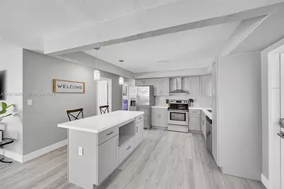 1950 NE 55th Ct, Fort Lauderdale, FL 33308 - Photo 6