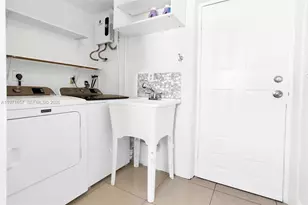 11 NE 21st St, Pompano Beach, FL 33060 - Photo 12