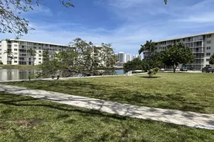 2903 Point E Dr, Aventura, FL 33160 - Photo 32