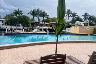 2000 NE 135th St, North Miami, FL 33181 - Photo 2