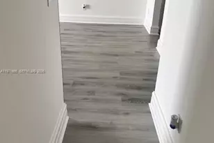 2000 NE 135th St, North Miami, FL 33181 - Photo 18