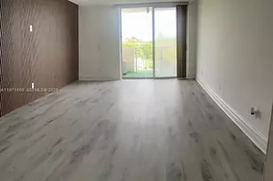 2000 NE 135th St, North Miami, FL 33181 - Photo 10