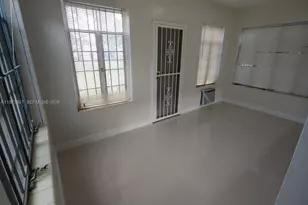 1465 NE 149th St, Miami, FL 33161 - Photo 26