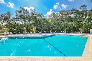 601 Ives Dairy Rd, Miami, FL 33179 - Photo 32