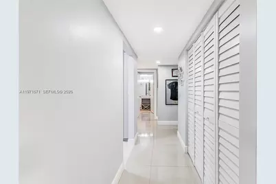 601 Ives Dairy Rd #00, Miami, FL 33179 - Photo 12