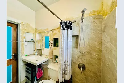 428 SW 9th St #15, Miami, FL 33130 - Photo 8