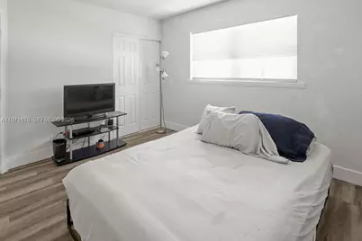 5121 W Oakland Park Blvd #109, Lauderdale Lakes, FL 33313 - Photo 16