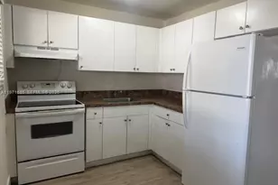 1345 W 28th St, Hialeah, FL 33010 - Photo 10