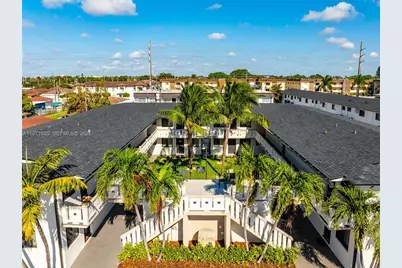 1345 W 28th St #16, Hialeah, FL 33010 - Photo 2