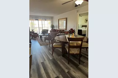 200 Lakeview Dr #313, Weston, FL 33326 - Photo 8