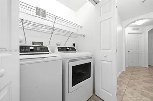 8999 NW 107 Ct, Doral, FL 33178 - Photo 16