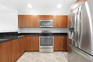 8999 NW 107 Ct, Doral, FL 33178 - Photo 12