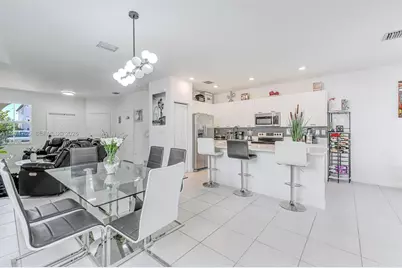 2369 NW 131st Cir, Miami, FL 33167 - Photo 12