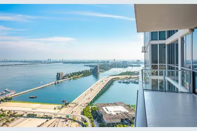 1100 Biscayne Blvd #4405, Miami, FL 33132 - Photo 32