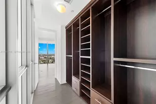 1100 Biscayne Blvd, Miami, FL 33132 - Photo 14