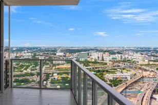 1100 Biscayne Blvd, Miami, FL 33132 - Photo 28