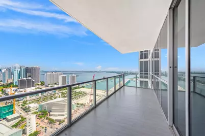 1100 Biscayne Blvd #4405, Miami, FL 33132 - Photo 22