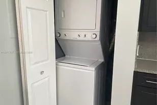 6155 NW 186th St, Hialeah, FL 33015 - Photo 8