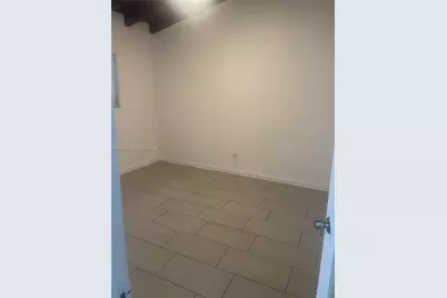760 NE 122nd St #4, North Miami, FL 33161 - Photo 6