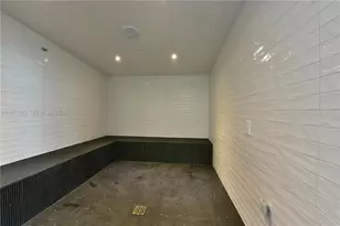 45 SW 9th St, Miami, FL 33130 - Photo 24