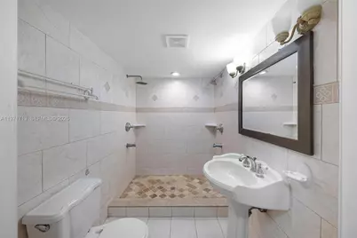 1140 SW 85th Ct, Miami, FL 33144 - Photo 50