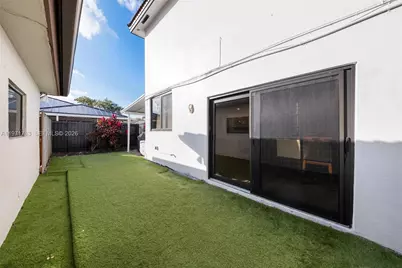 1140 SW 85th Ct, Miami, FL 33144 - Photo 34