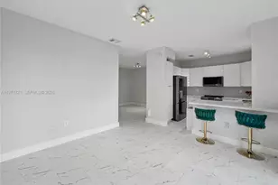 7876 NW 109th Path, Doral, FL 33178 - Photo 8