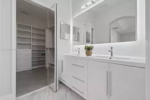 7876 NW 109th Path, Doral, FL 33178 - Photo 18