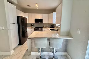 7876 NW 109th Path, Doral, FL 33178 - Photo 2