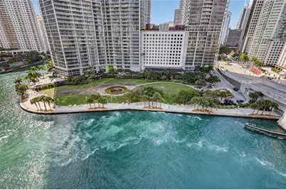 200 Biscayne Boulevard Way #1108, Miami, FL 33131 - Photo 14