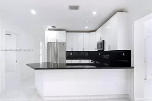 7410 SW 39th St, Miami, FL 33155 - Photo 4