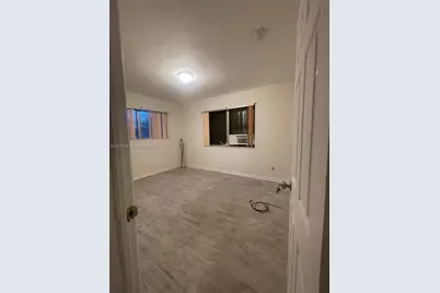 121 NE 169th Ter, North Miami Beach, FL 33162 - Photo 8