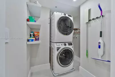 3400 SW 27th Ave #602, Miami, FL 33133 - Photo 32