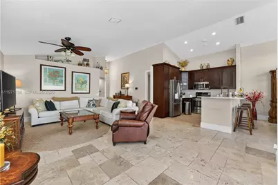 391 Bermuda Springs Dr, Weston, FL 33326 - Photo 10