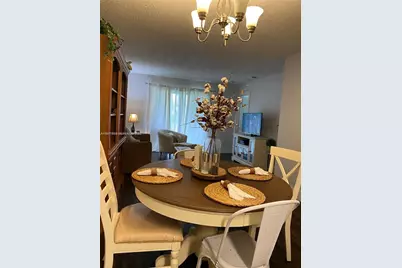 10321 NW 11th St #202, Pembroke Pines, FL 33026 - Photo 12