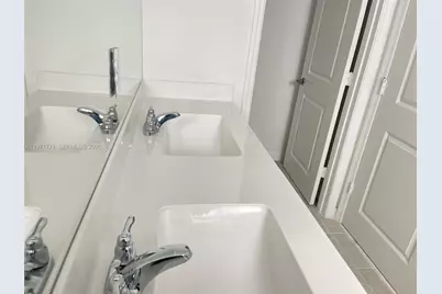 1427 SE 7th Ter #1427, Homestead, FL 33034 - Photo 18