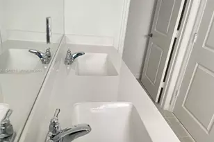 1427 SE 7th Ter, Homestead, FL 33034 - Photo 18