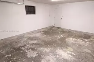 11827 NW 39th St, Sunrise, FL 33323 - Photo 14