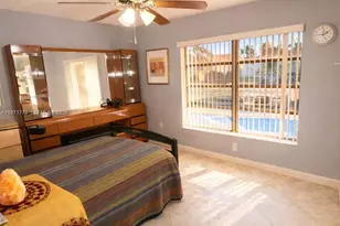 11827 NW 39th St, Sunrise, FL 33323 - Photo 4