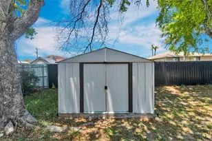 4029 SW 22nd St, West Park, FL 33023 - Photo 32